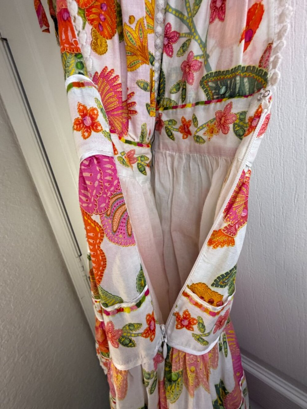 FARM Rio Macaw Bloom Off-White Mibni Dress- XS- MSRP $215 - Picture 9 of 16
